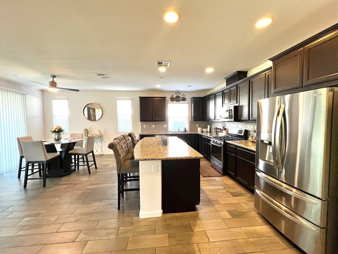 15232 Chatsworth Ave - Photo 2 of 30