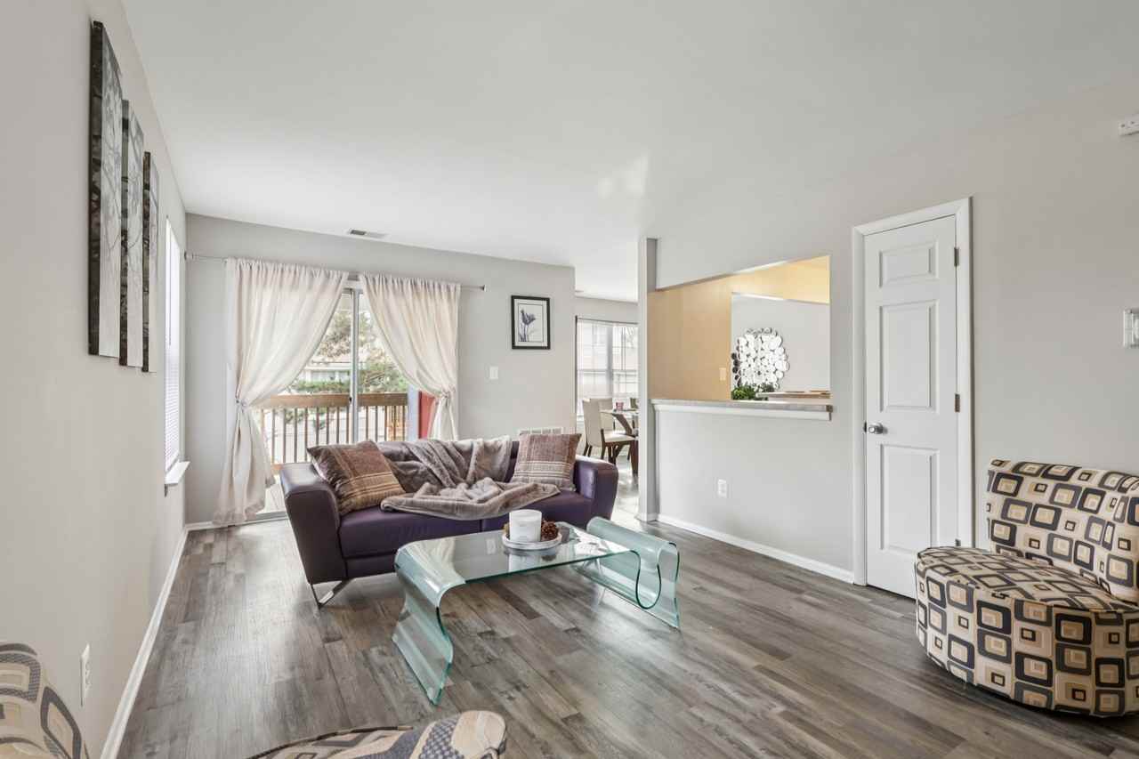 Royal Oaks and East Garden - Photo 2 of 45