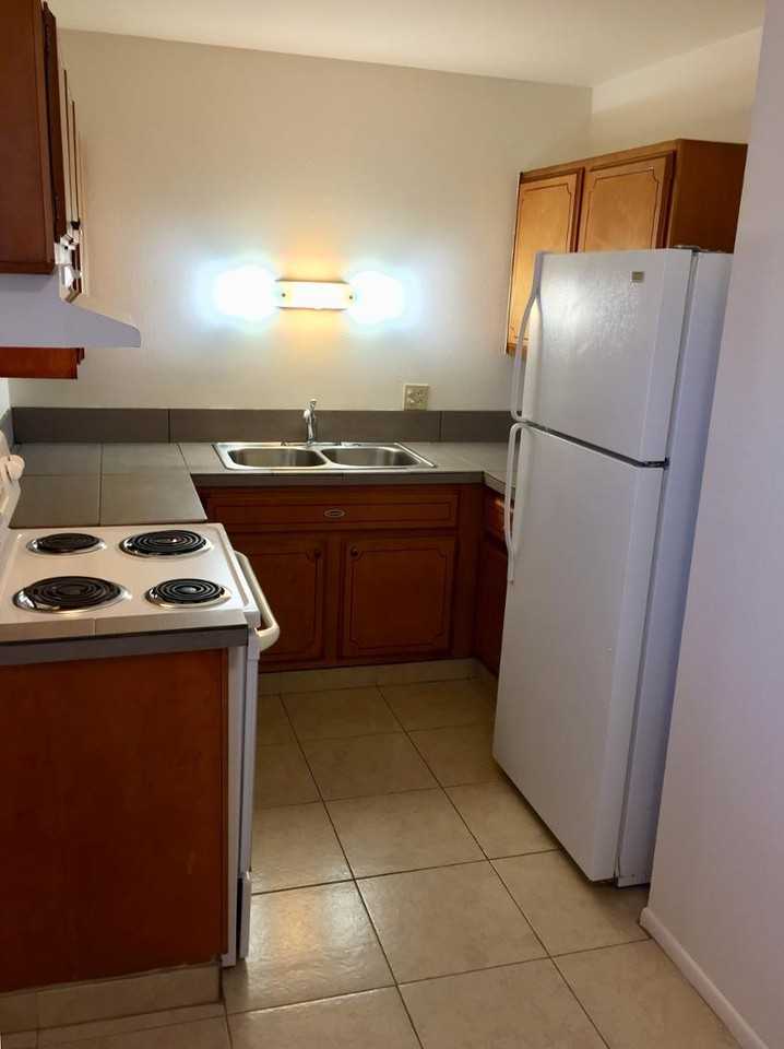 2575 E Uintah St #1 - Photo 5 of 11