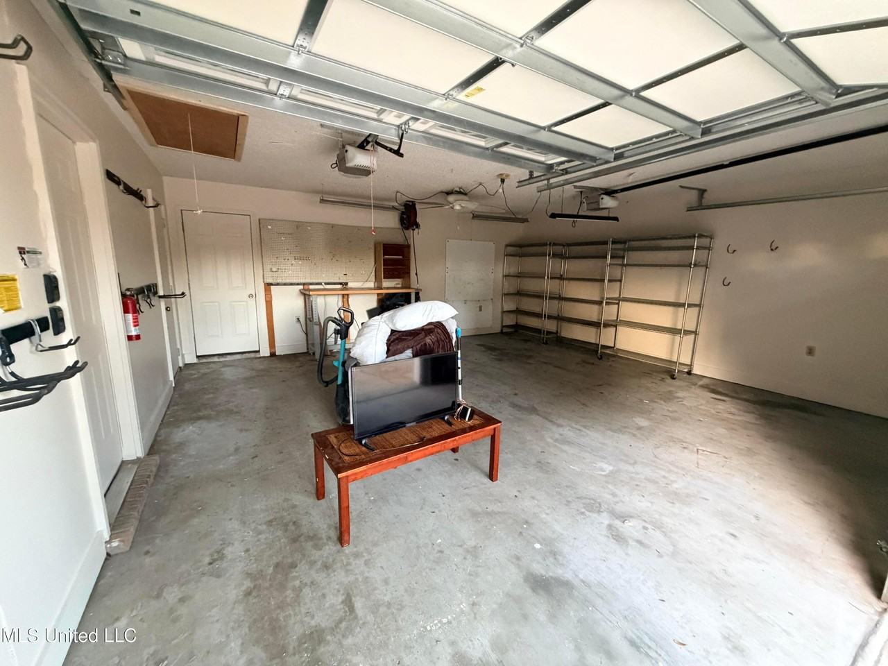 566 Ahuawa Pl - Photo 6 of 21