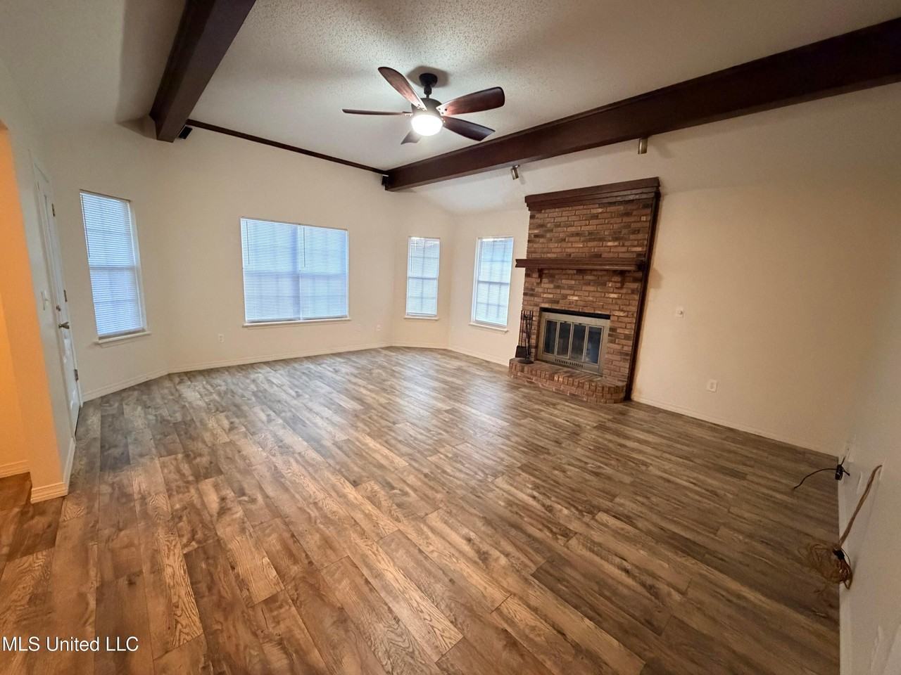 566 Ahuawa Pl - Photo 7 of 21