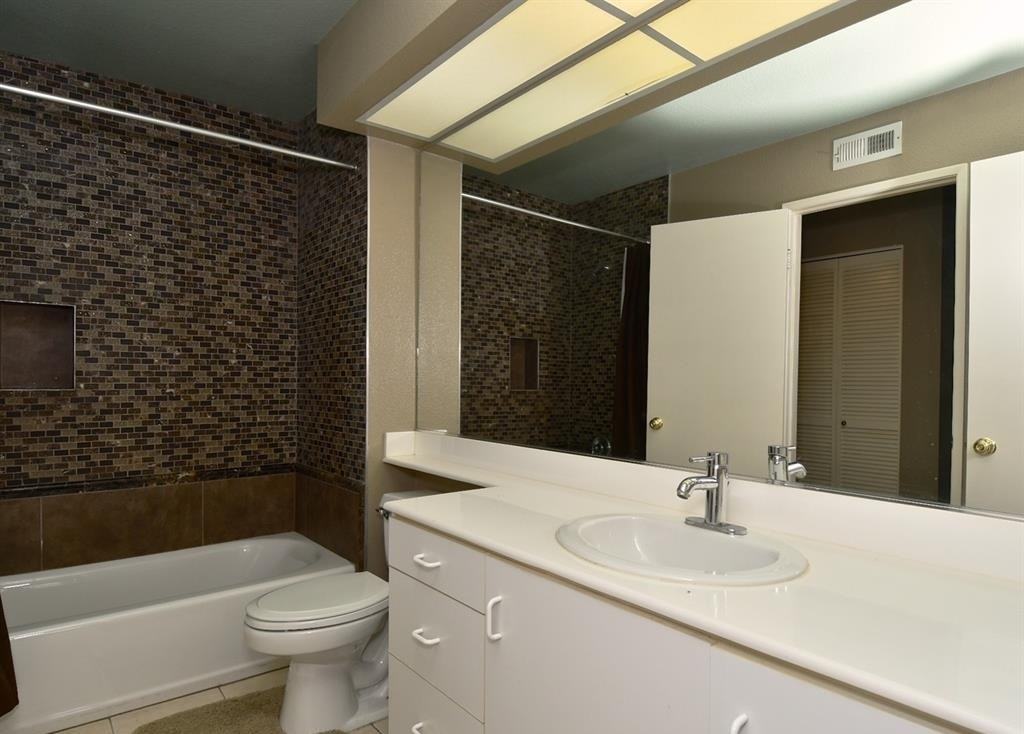 2191 Cabo Bahia #1 - Photo 2 of 11