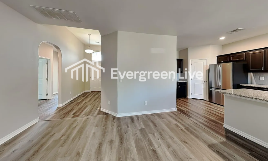 9529 Timberwind Ln - Photo 4 of 6