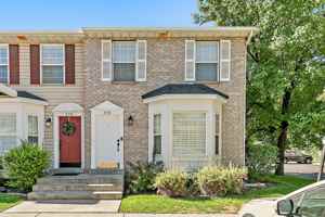 featured image of 774 E St