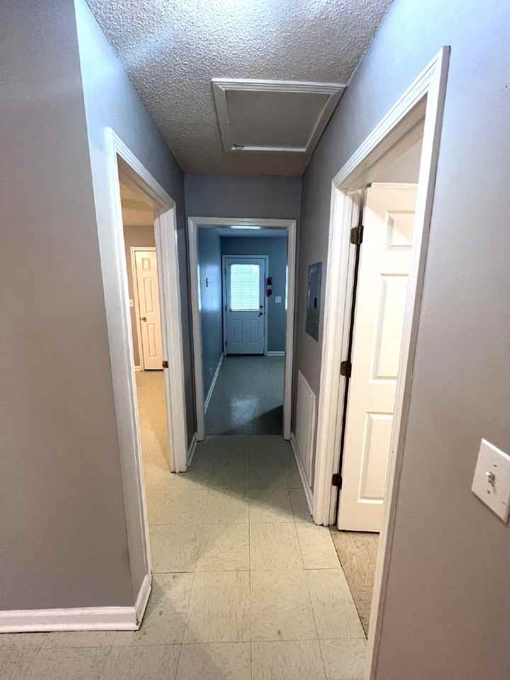 102B Tennessee Ave - Photo 5 of 8