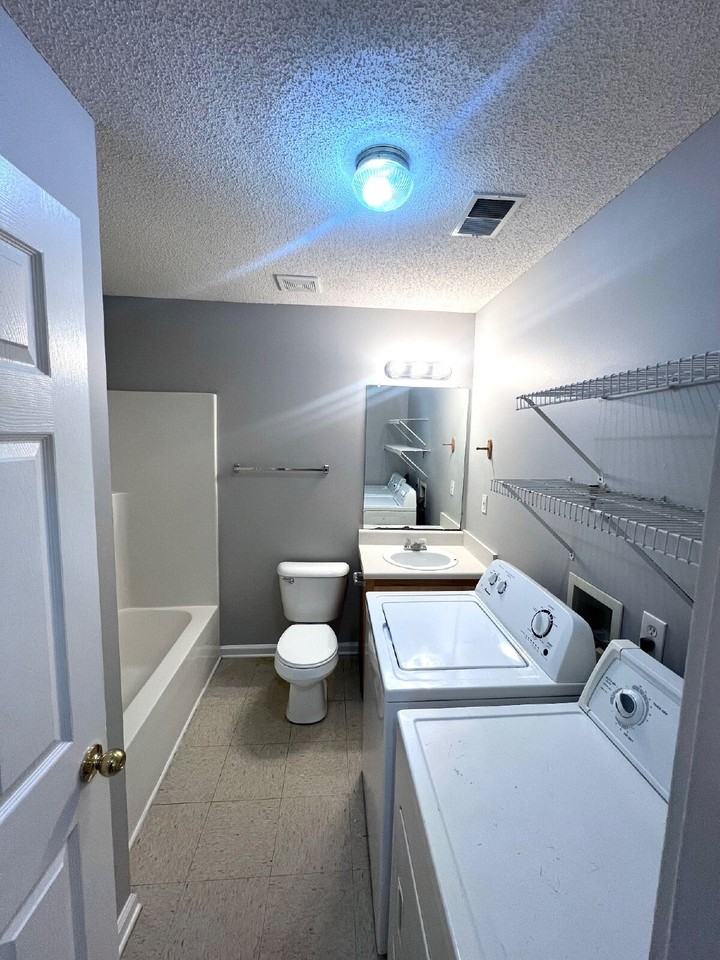 102B Tennessee Ave - Photo 7 of 8