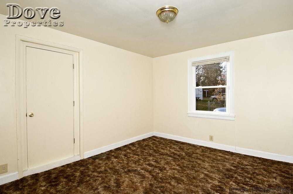 2415 N Hillcrest Dr #A - Photo 6 of 8