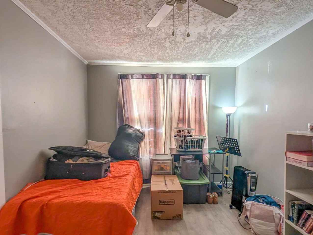 309 Elm St - Photo 6 of 8