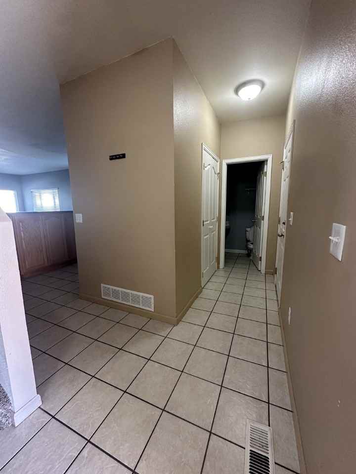 3612 Rock Springs St - Photo 3 of 17