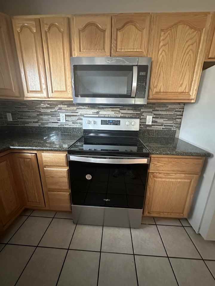 3612 Rock Springs St - Photo 6 of 17