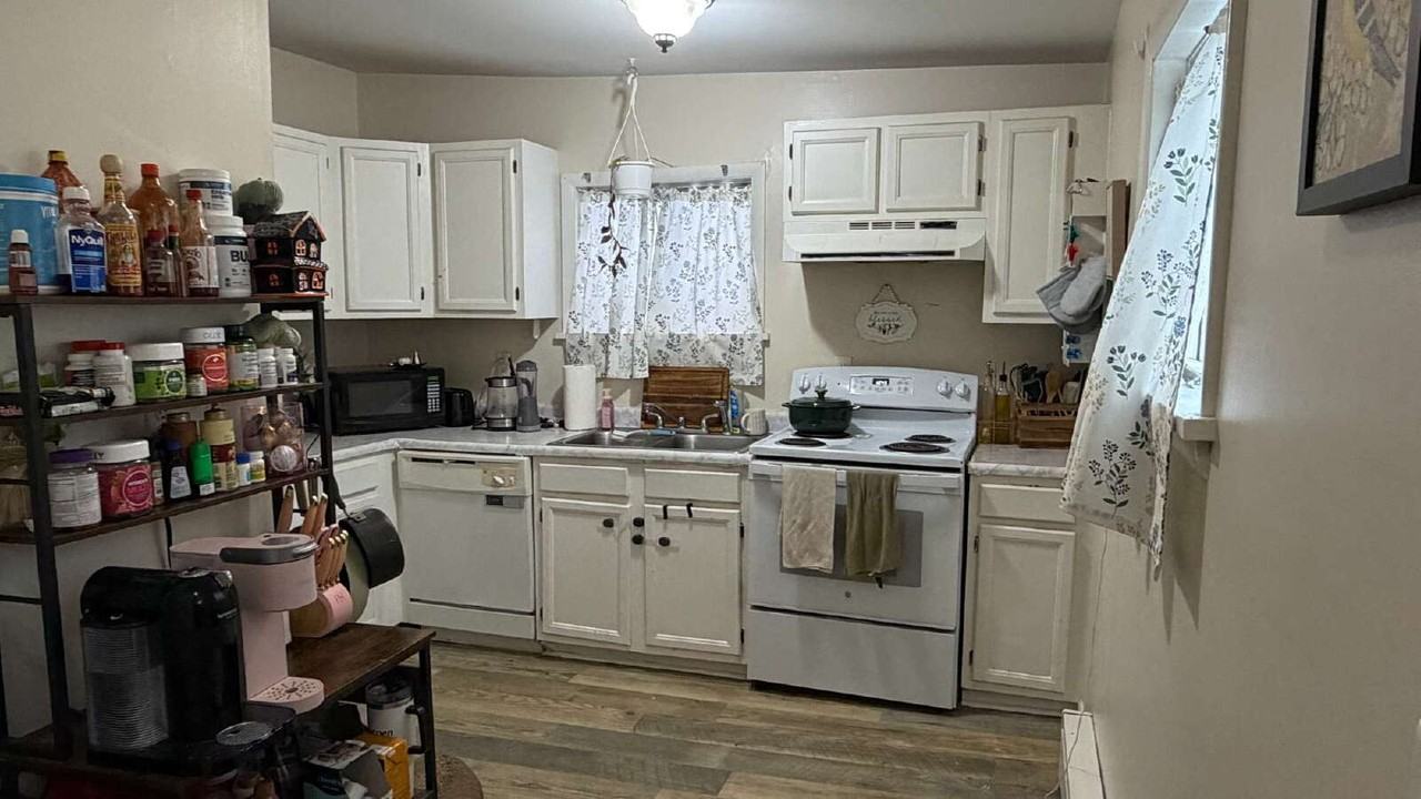 92 W Main St - Photo 5 of 9