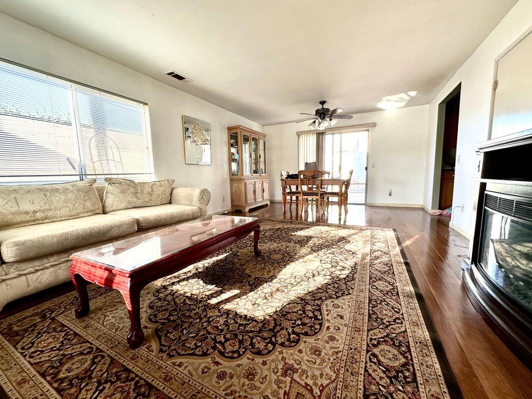 17003 Abell Ct - Photo 2 of 7