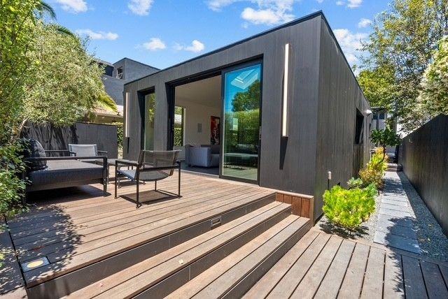 1527 Cabrillo Ave - Photo 3 of 8