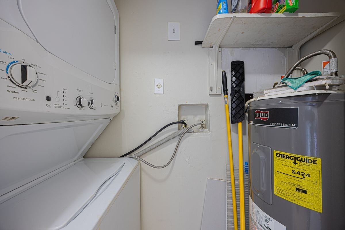 9541 Sw 1st Ct - Photo 5 of 28