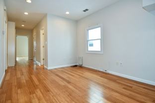 737 Morton St Nw - Photo 1 of 1