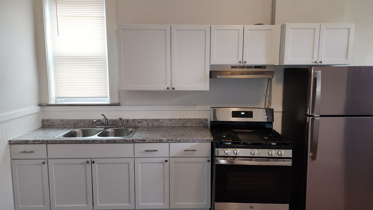 3716 Louisiana Ave - Photo 5 of 17