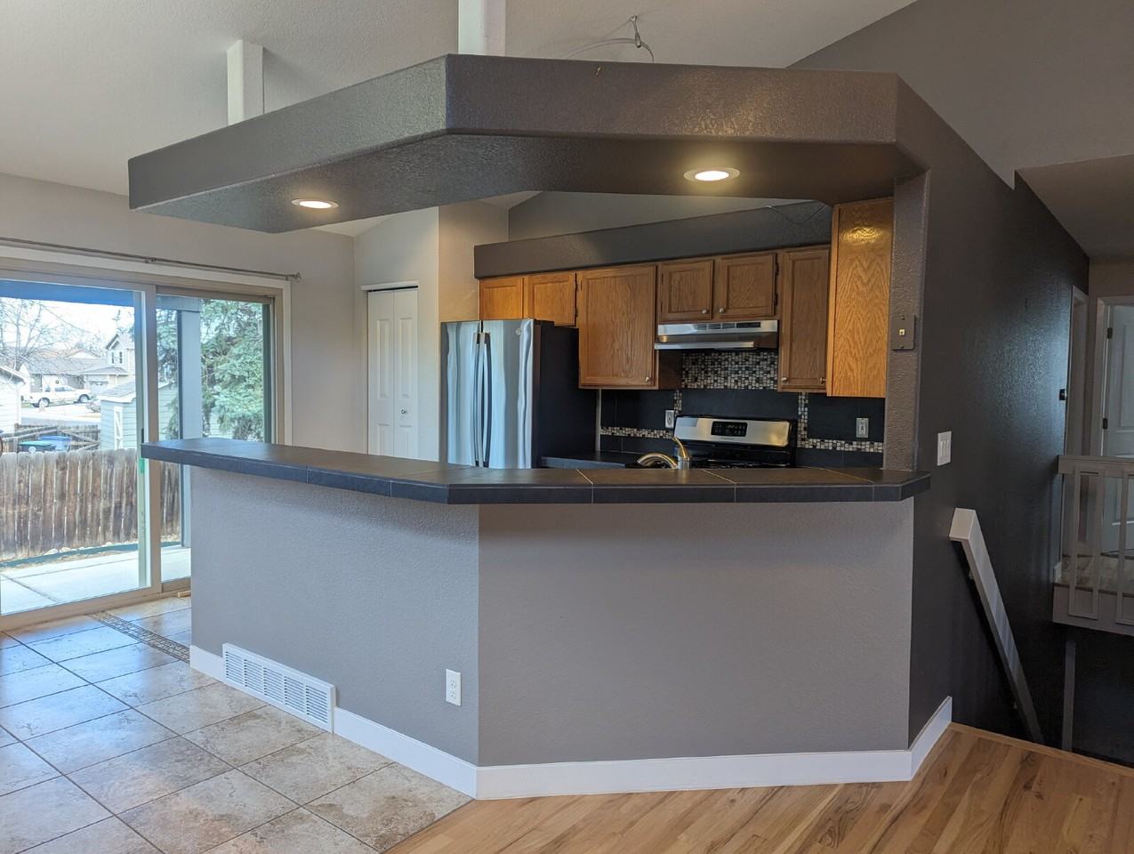 2306 Steele St - Photo 4 of 21