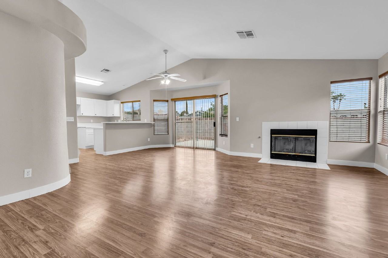 8016 Tulum Ct - Photo 2 of 28