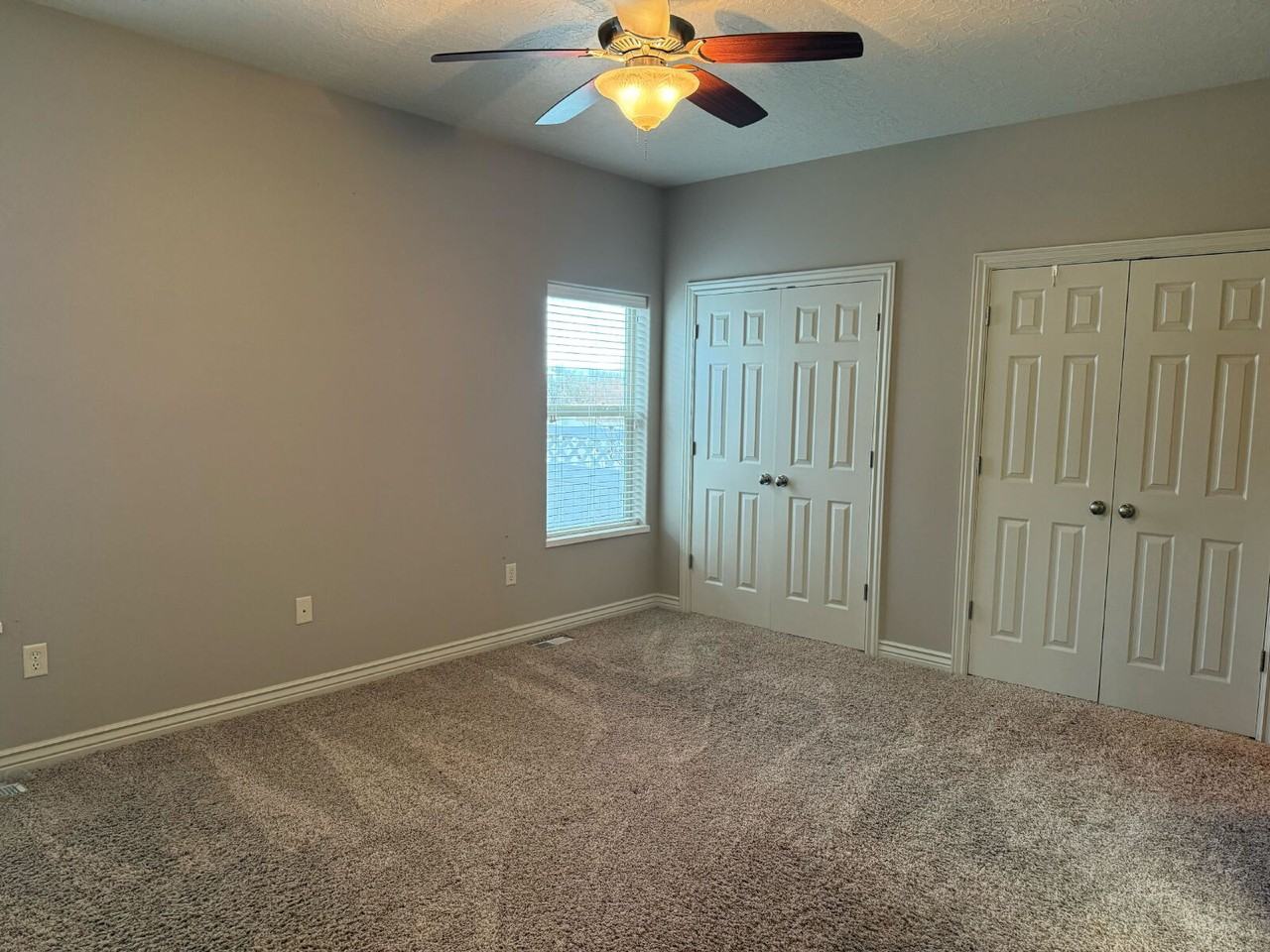 817 W 700 S - Photo 4 of 9