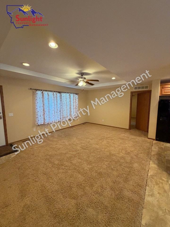 2390 Us Highway 310 - Photo 5 of 20