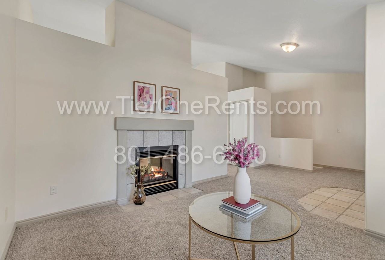 1297 W Glencoe Dr - Photo 5 of 22