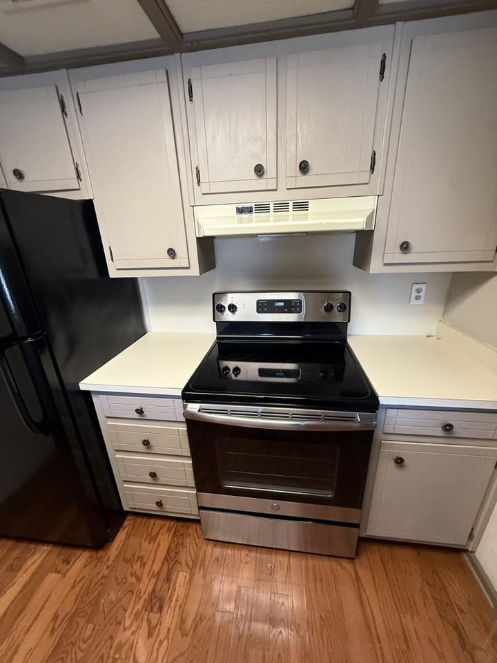 3925 Mountain View Rd Apt B5 - Photo 7 of 20