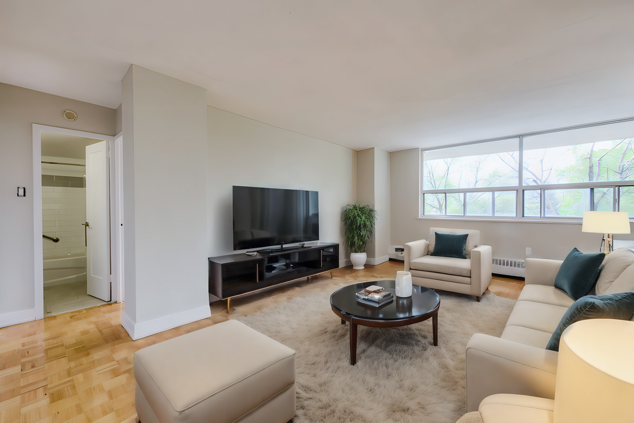 Royale Towers - Photo 7 of 17