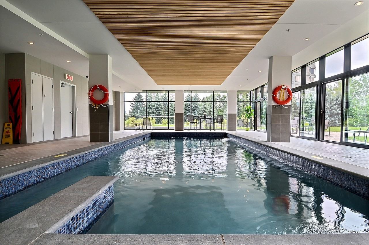 RIVA  1 - Photo 2 of 8