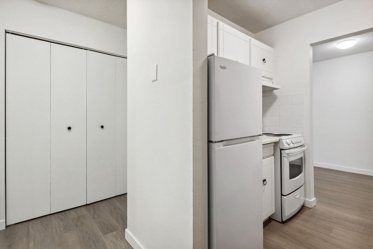 Guildford Gardens - Photo 6 of 15