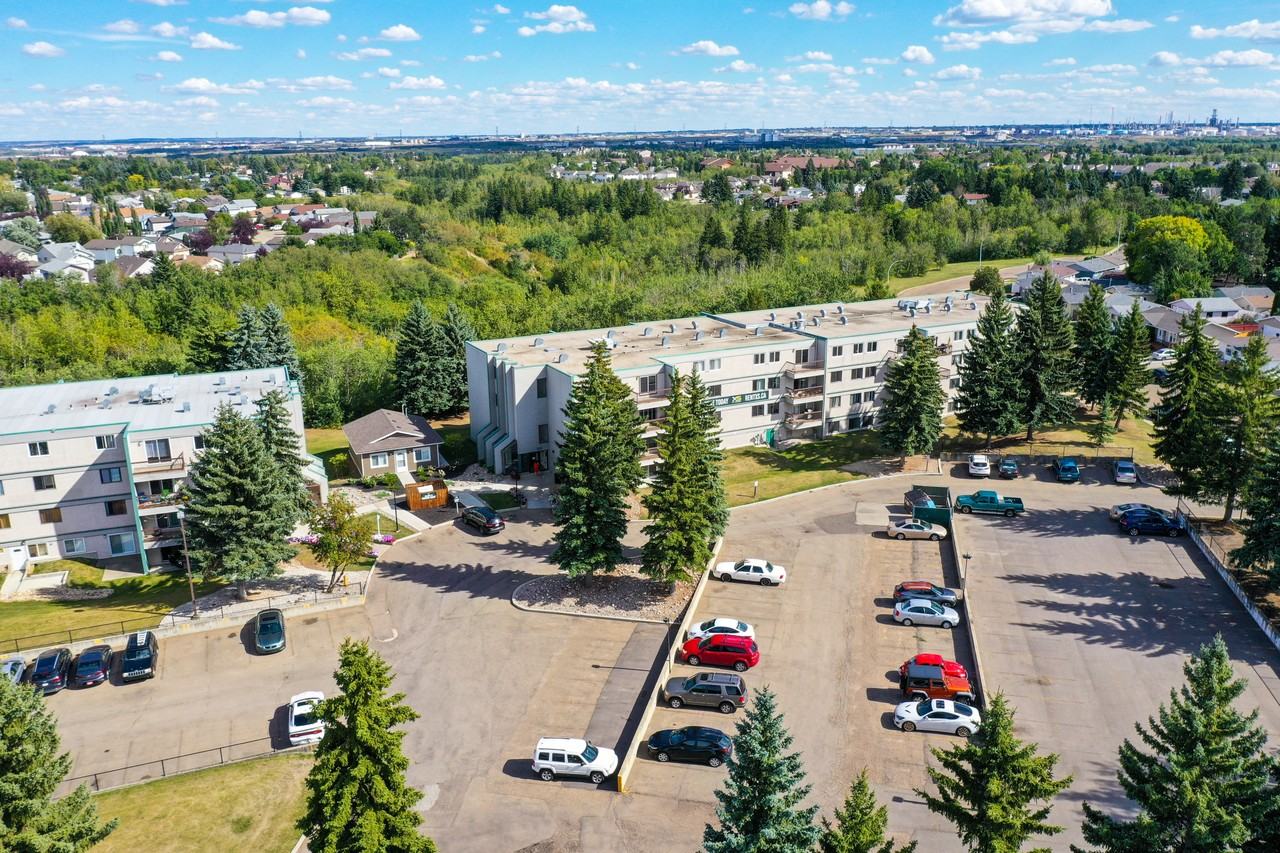 Harrow Court - Photo 5 of 21