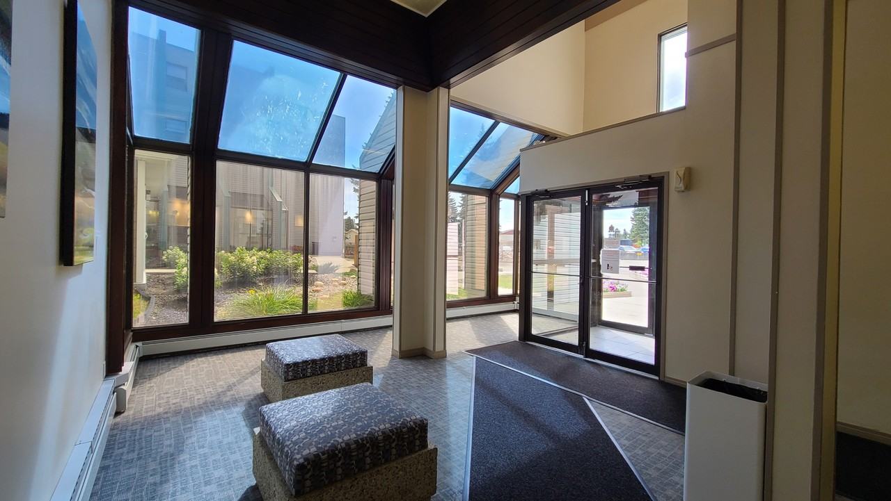 Harrow Court - Photo 6 of 21