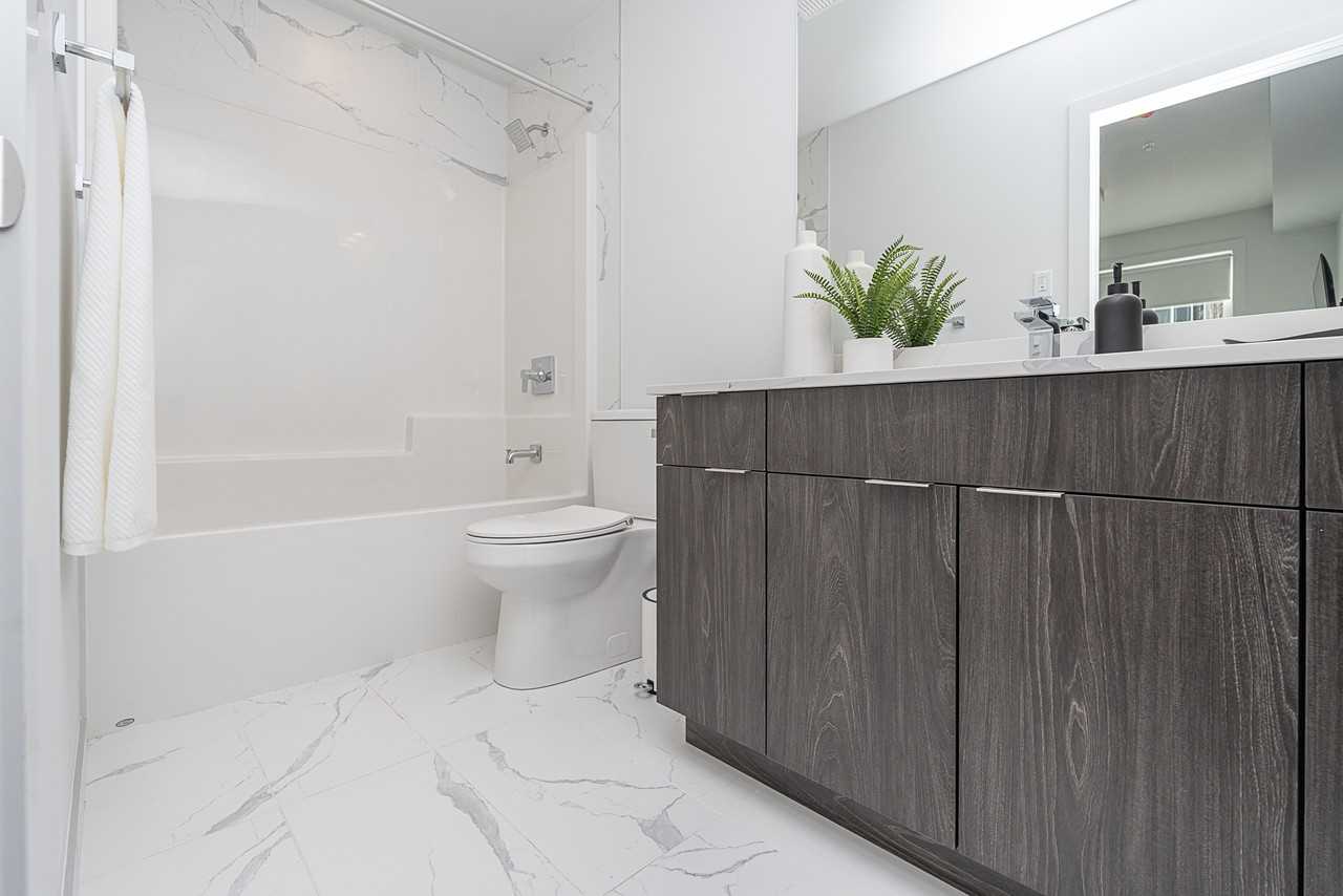 Edgemont Flats - Photo 3 of 22