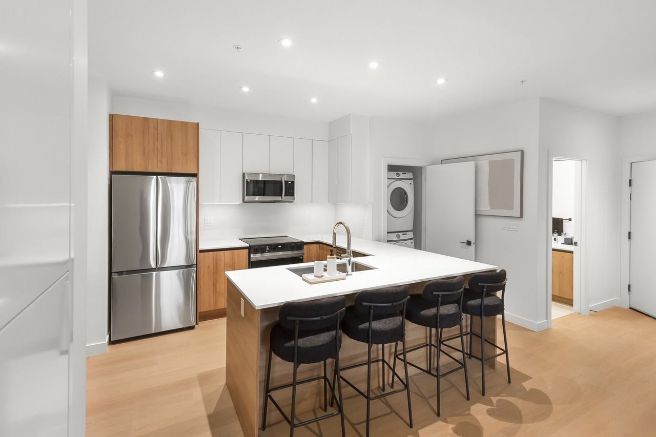 The Leston - Photo 4 of 10