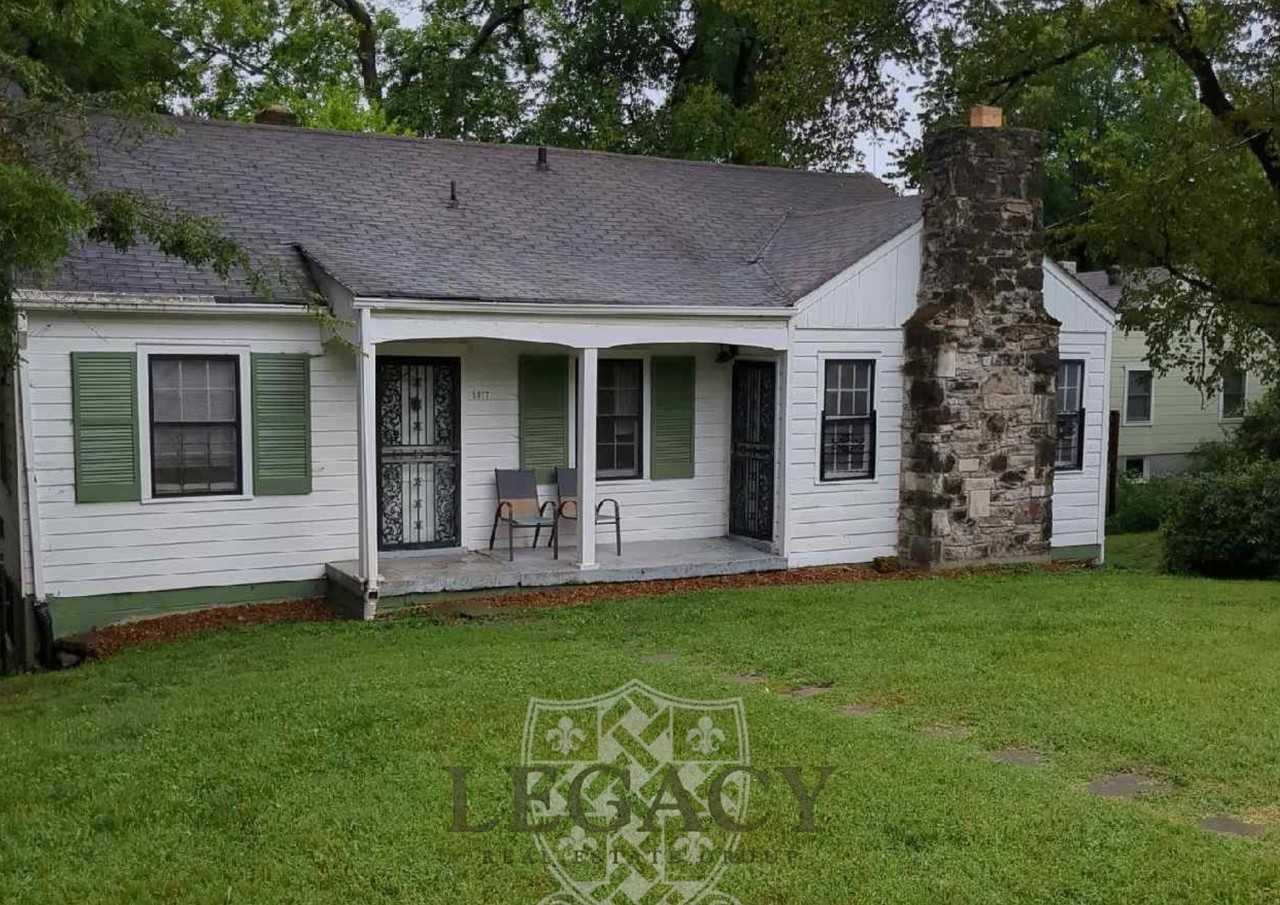 1517 Sweetbriar Ave #C - Photo 7 of 12