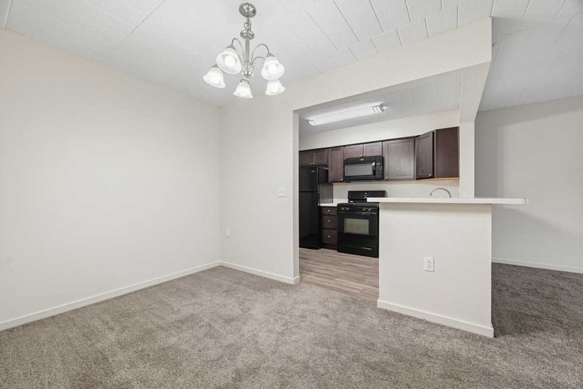 Bryn Mawr - Photo 2 of 31