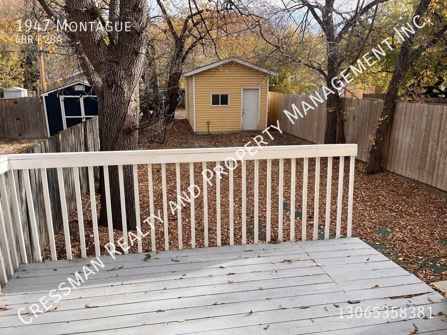 1947 Montague - Photo 2 of 11