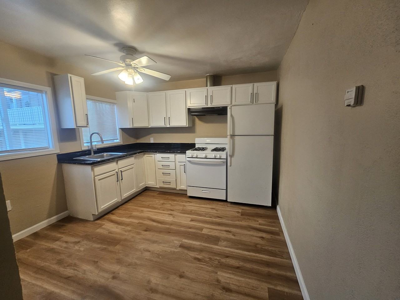 108 west 9th / York St - Photo 7 of 8
