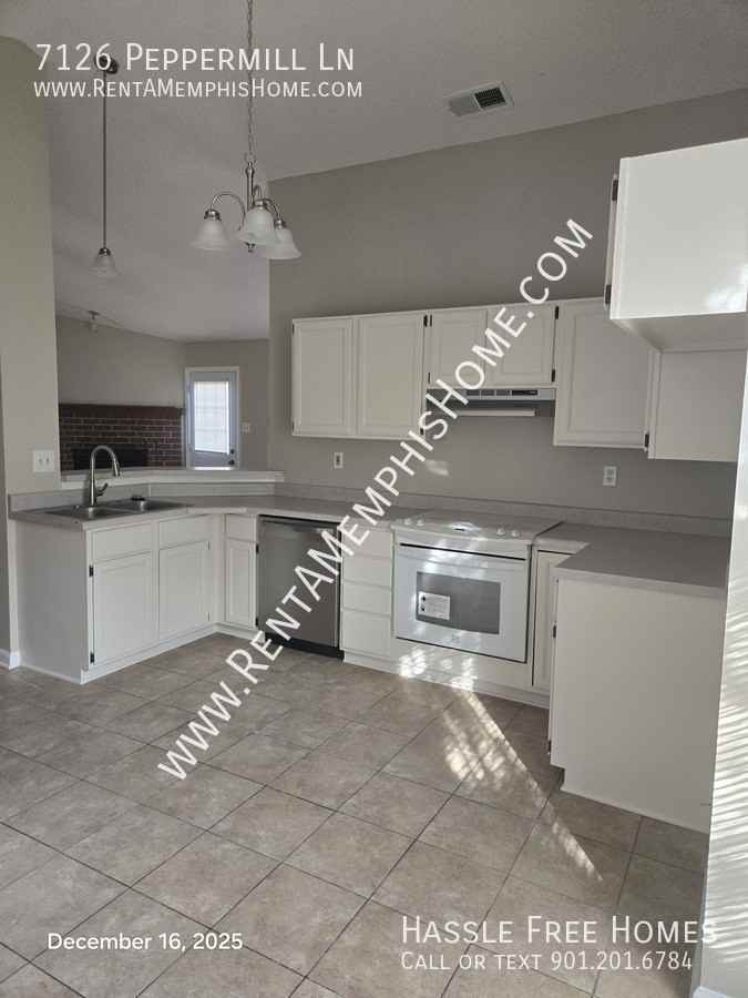 7126 Peppermill Ln - Photo 5 of 19