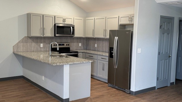 3331 W Nantucket Ave - Photo 4 of 15