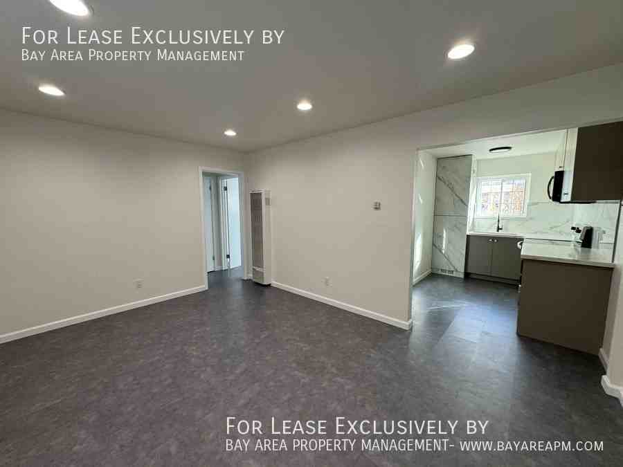 1229 Parkington Ave #5 - Photo 3 of 11