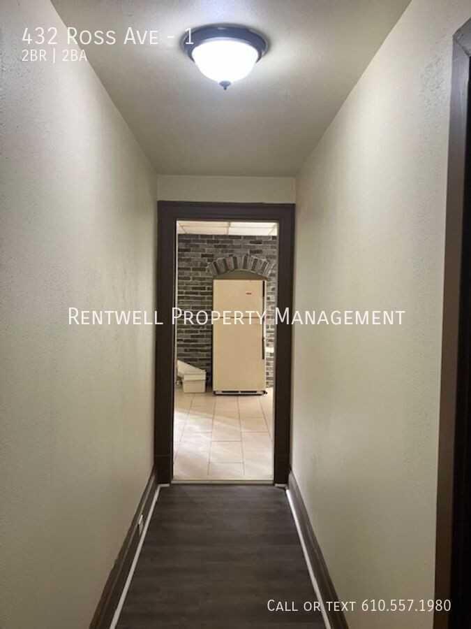 432 Ross Ave #1 - Photo 7 of 17