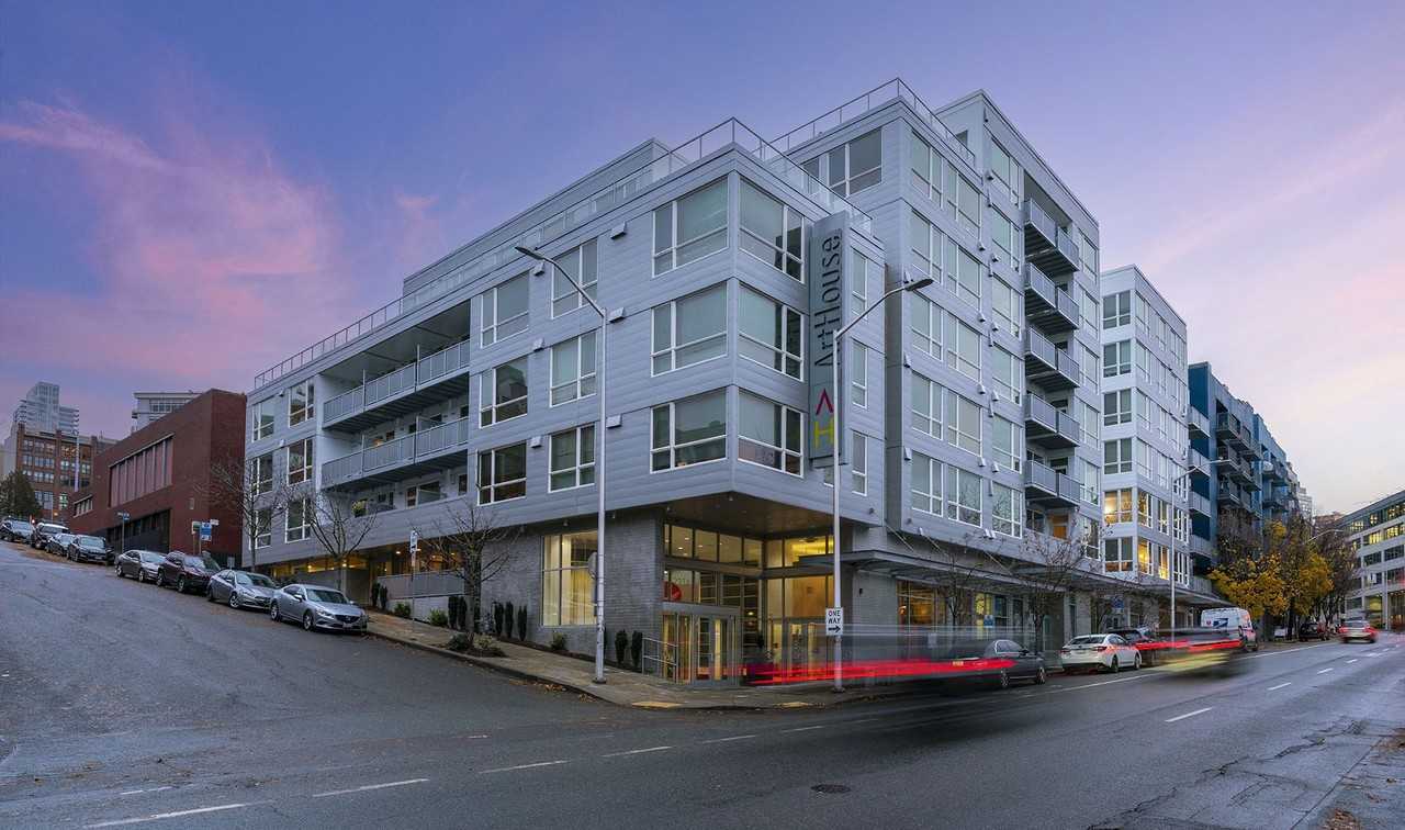 ArtHouse - Photo 2 of 22