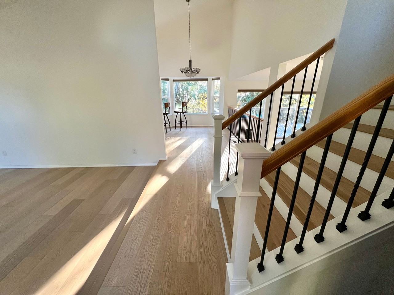 20915 Ne 17th St - Photo 4 of 28