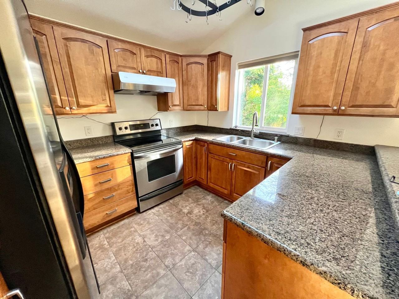 20915 Ne 17th St - Photo 7 of 28