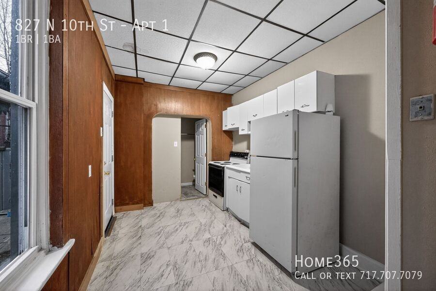 827 N 10th St #1 - Photo 6 of 20