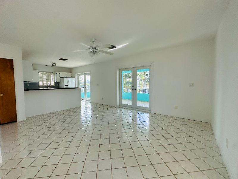 486 Airport Dr S - Photo 7 of 19