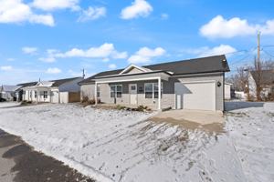 featured image of 118 Clark Rd