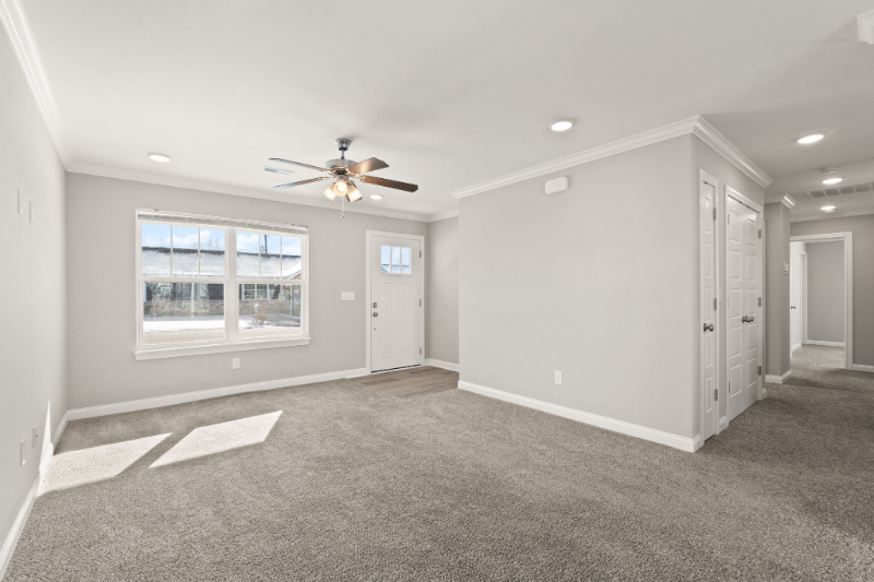 118 Clark Rd - Photo 4 of 32