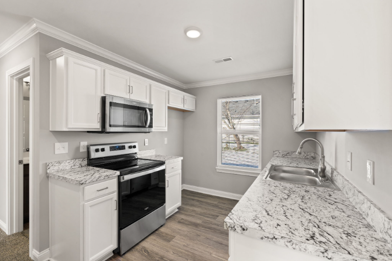 118 Clark Rd - Photo 7 of 32