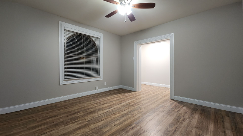 1029 Central Ave #1stFL - Photo 3 of 14